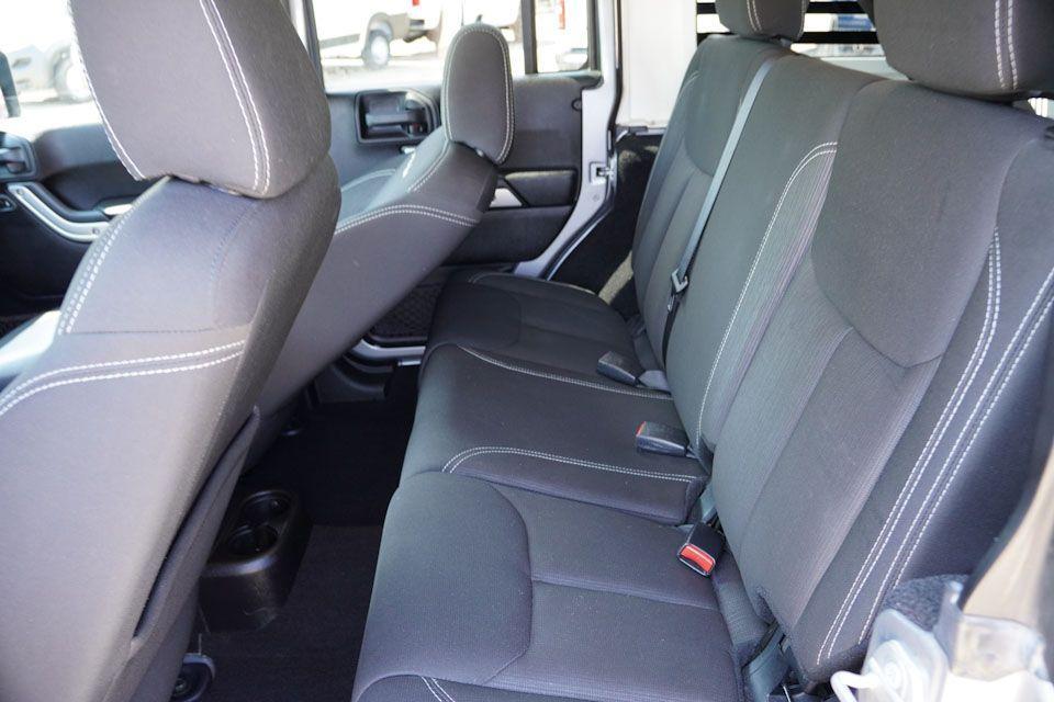 used 2015 Jeep Wrangler Unlimited car, priced at $22,996