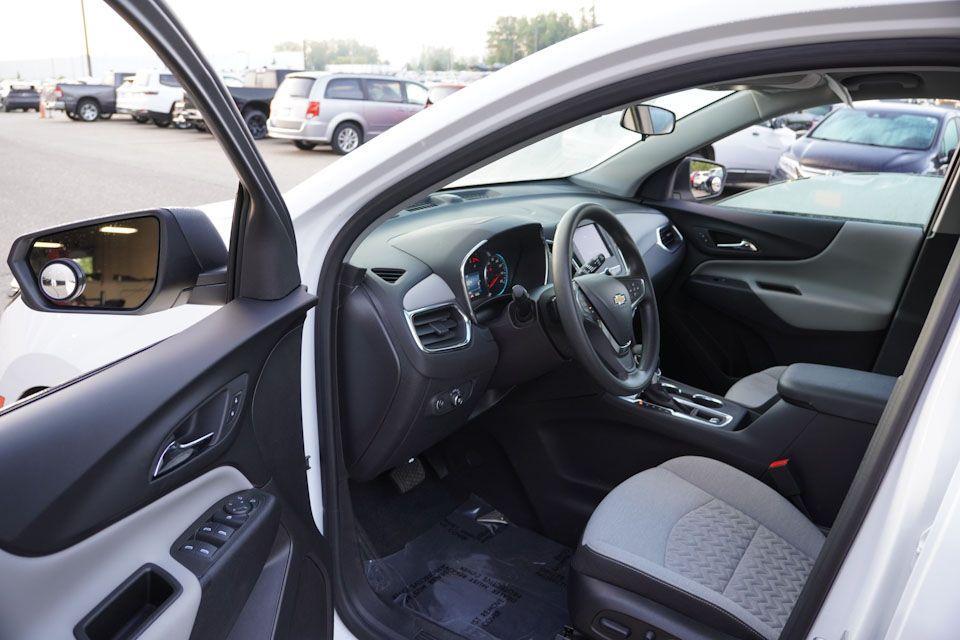 used 2024 Chevrolet Equinox car, priced at $20,550