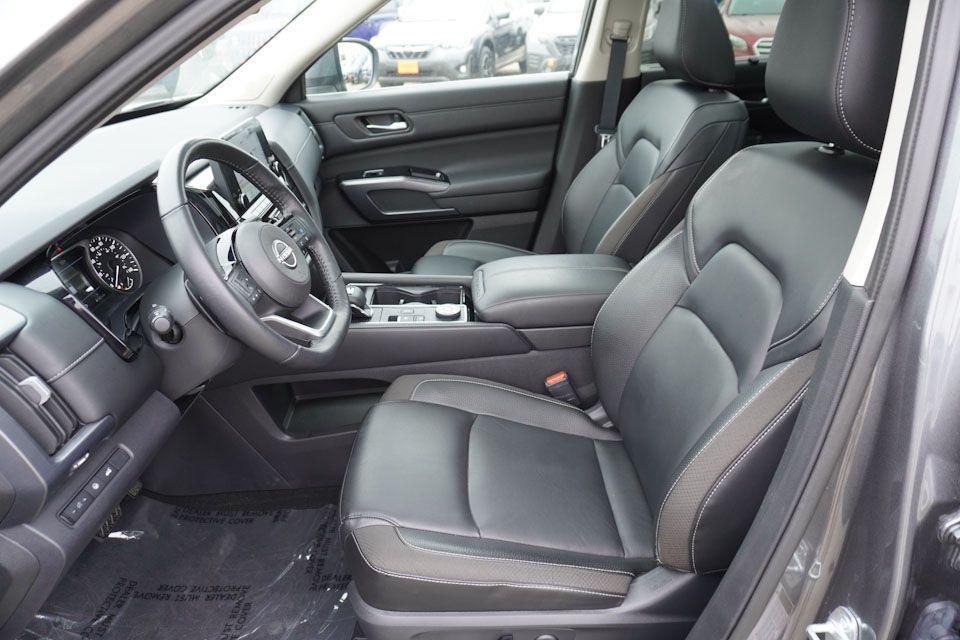 used 2023 Nissan Pathfinder car, priced at $35,557