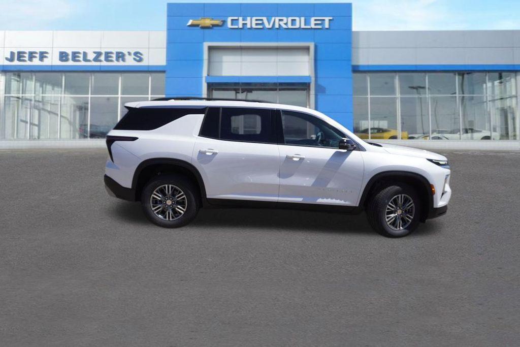 new 2025 Chevrolet Traverse car, priced at $43,598