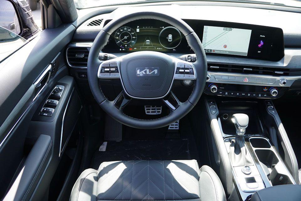 new 2025 Kia Telluride car, priced at $50,242