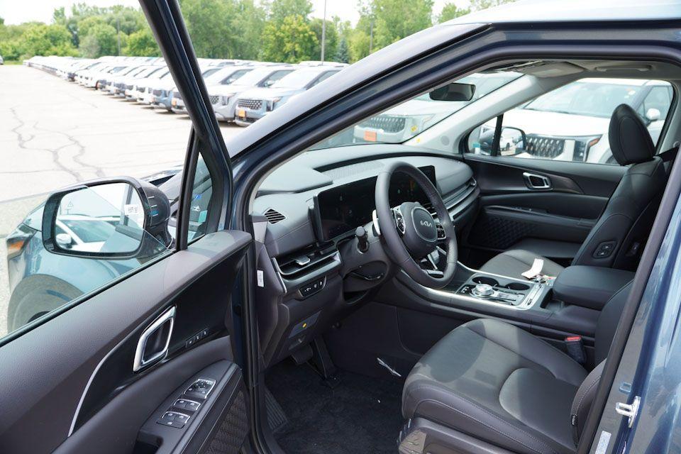 new 2026 Kia Carnival car, priced at $47,874
