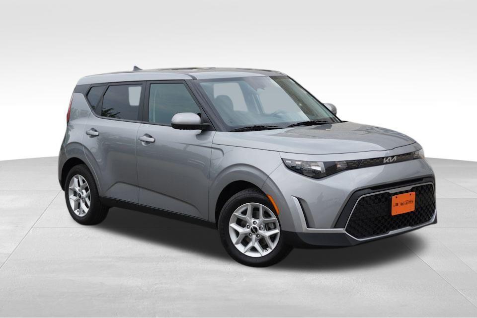 used 2024 Kia Soul car, priced at $19,566
