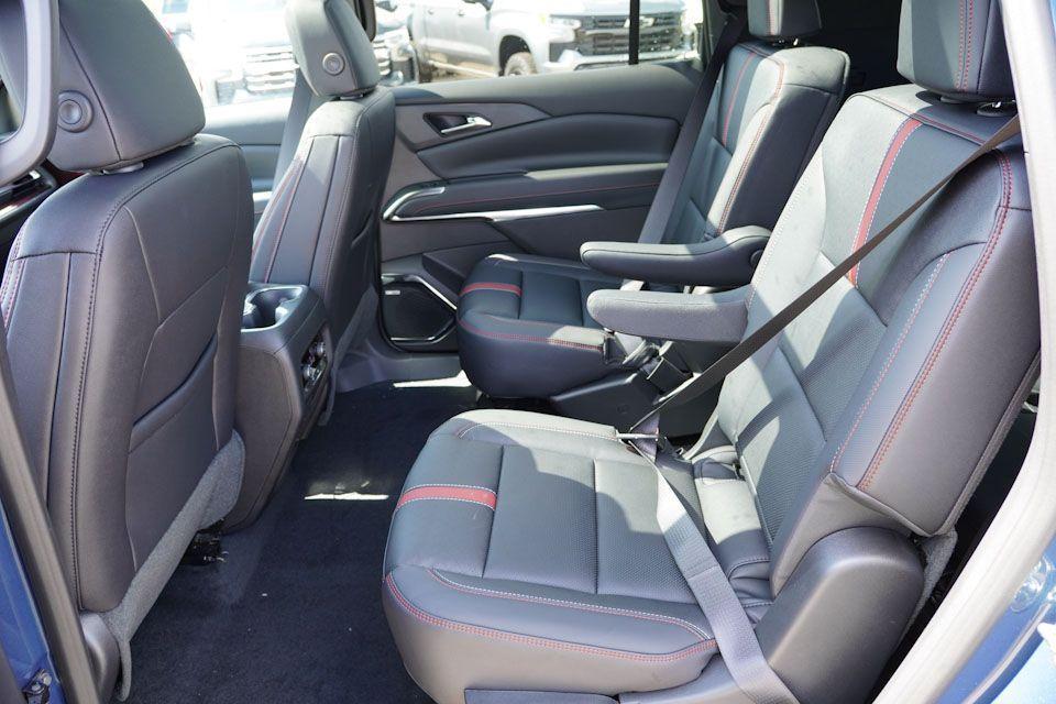 new 2026 Chevrolet Traverse car, priced at $58,020