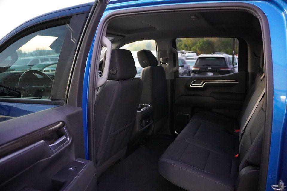 used 2022 Chevrolet Silverado 1500 car, priced at $40,433