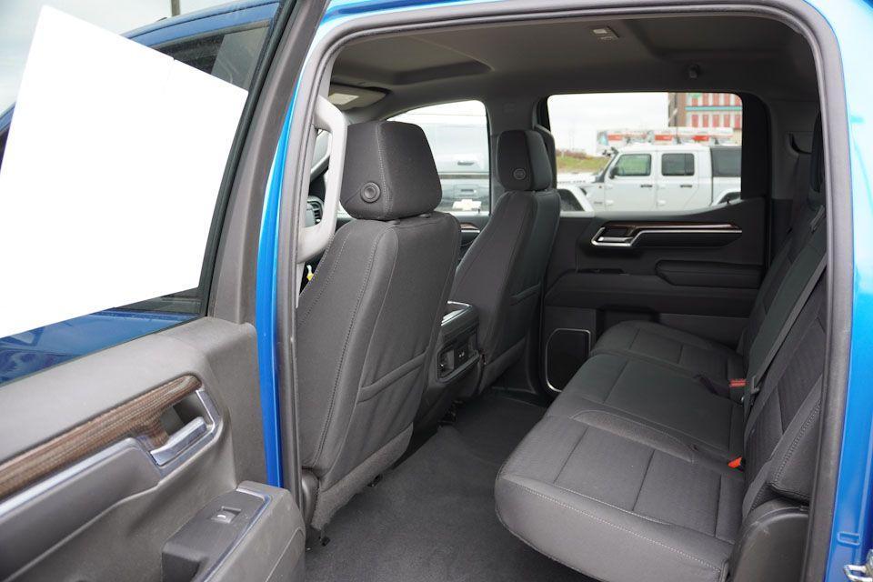 used 2022 Chevrolet Silverado 1500 car, priced at $39,449