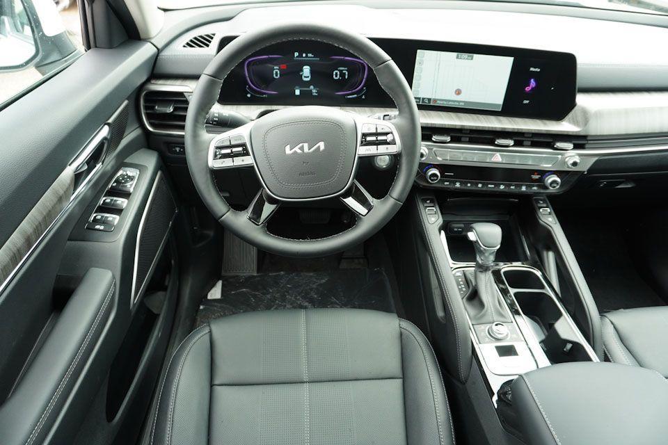 new 2025 Kia Telluride car, priced at $42,279