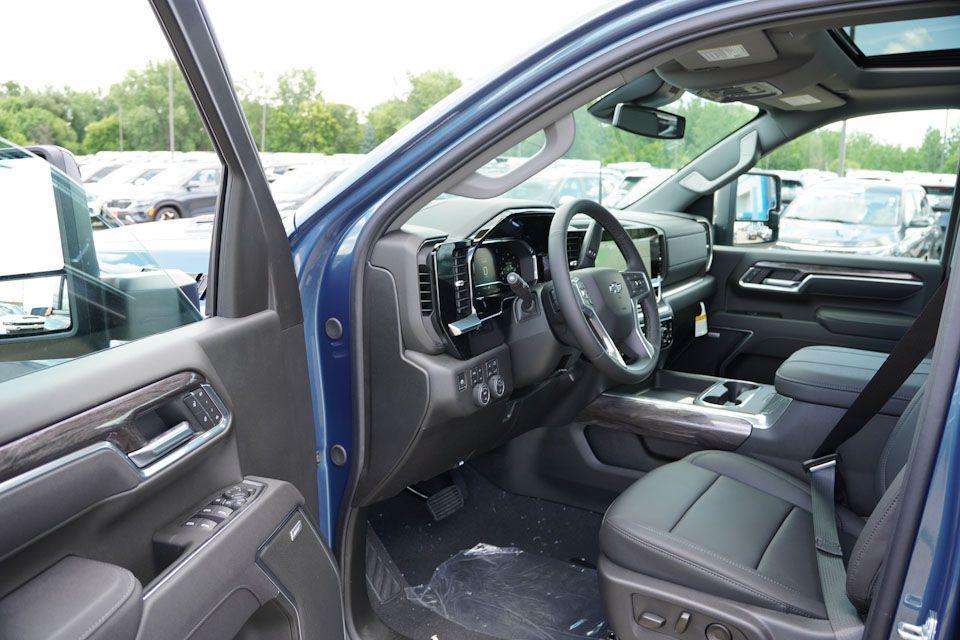 new 2025 Chevrolet Silverado 3500 car, priced at $74,585