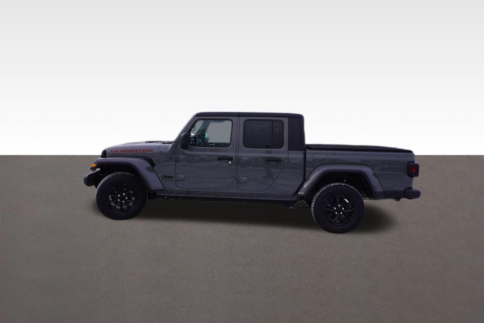 used 2022 Jeep Gladiator car, priced at $30,286