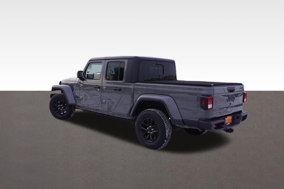 used 2022 Jeep Gladiator car, priced at $30,286