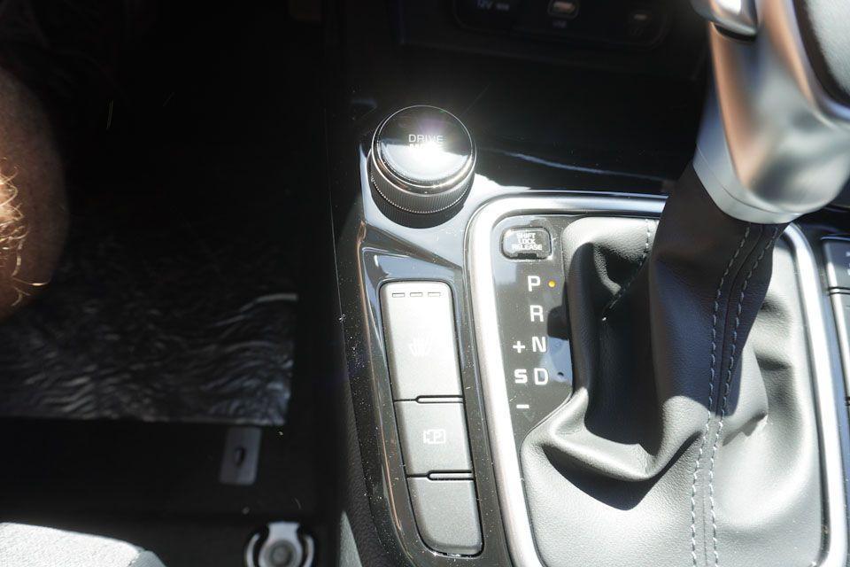new 2025 Kia Seltos car, priced at $25,438