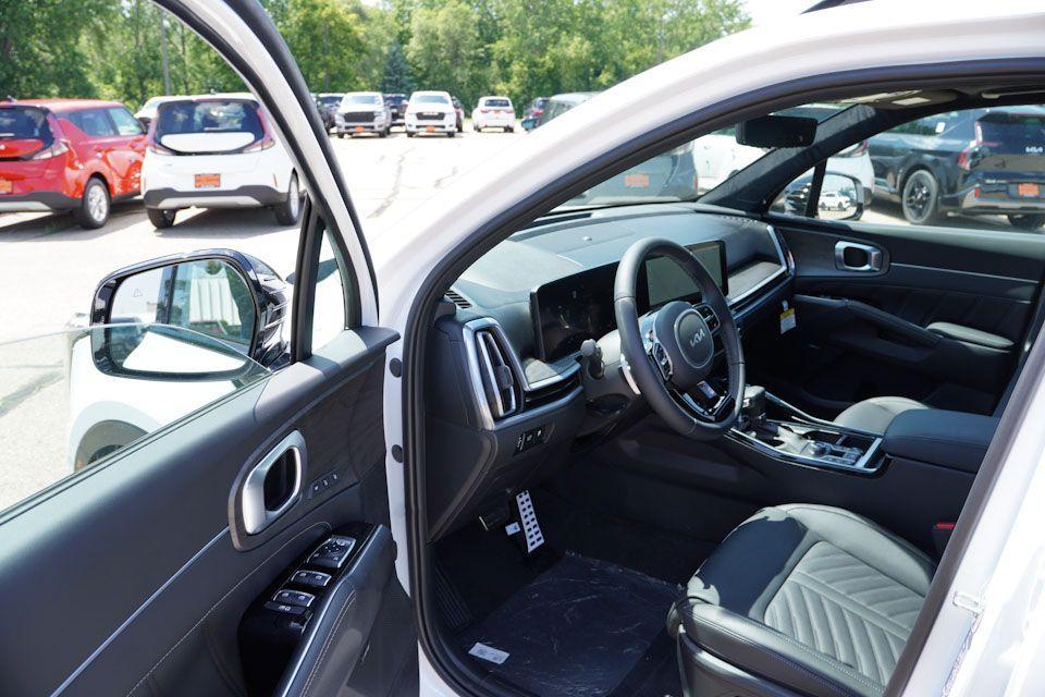 new 2025 Kia Sorento car, priced at $42,280