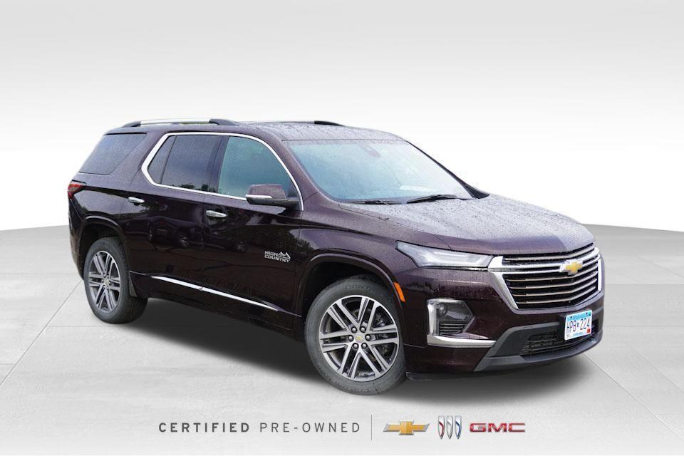used 2022 Chevrolet Traverse car, priced at $36,998