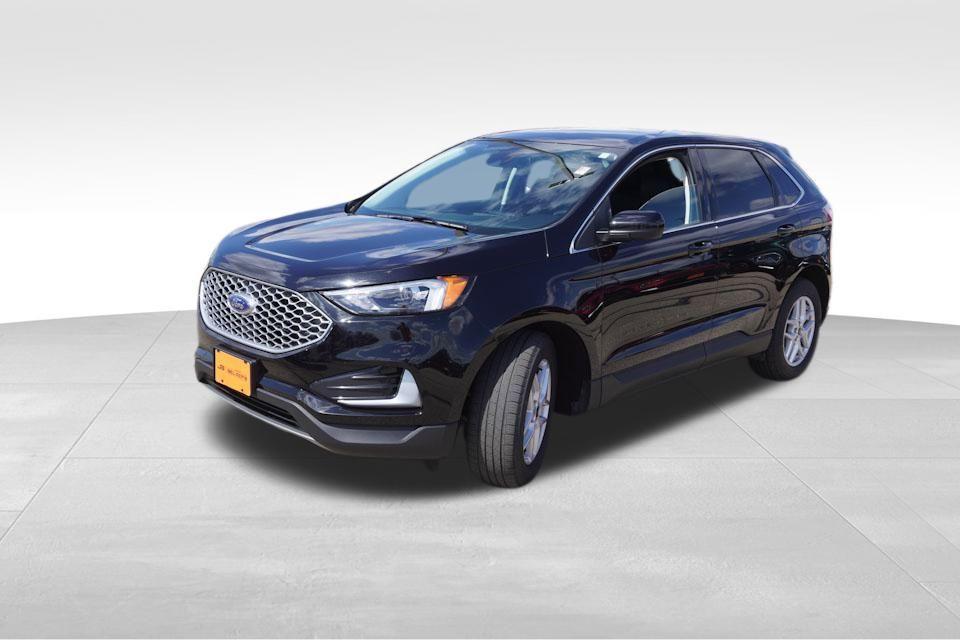 used 2024 Ford Edge car, priced at $26,999