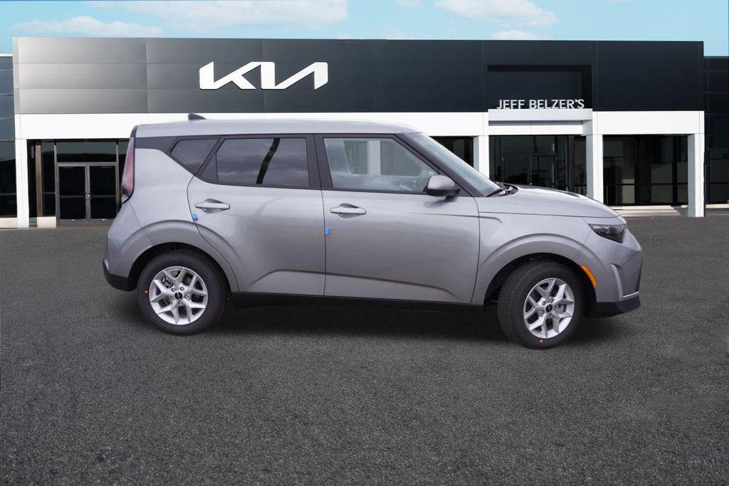 new 2025 Kia Soul car, priced at $20,307