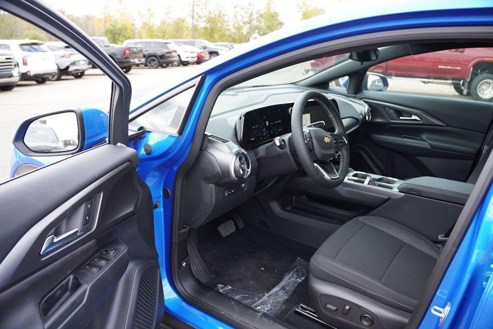 new 2026 Chevrolet Equinox EV car, priced at $33,295