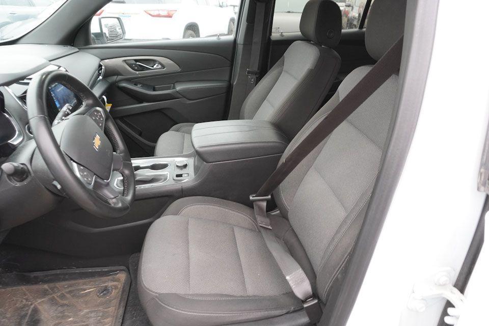 used 2023 Chevrolet Traverse car, priced at $27,834