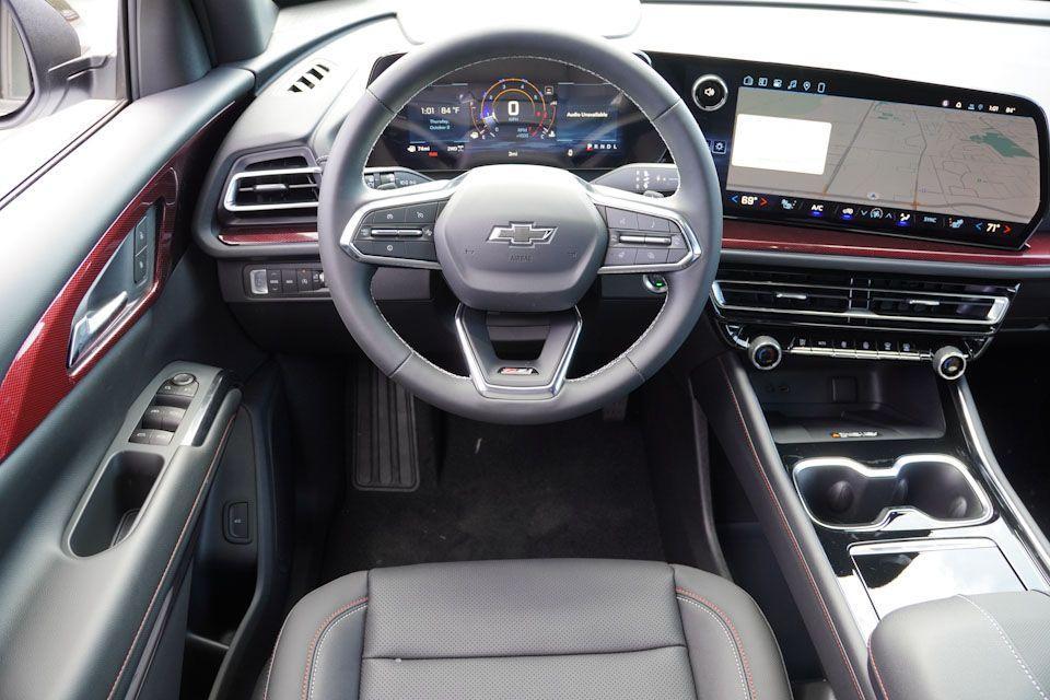 new 2026 Chevrolet Traverse car, priced at $50,566