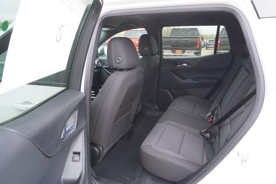 new 2026 Chevrolet Equinox car, priced at $29,640