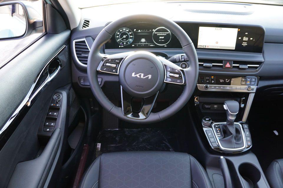 new 2026 Kia Seltos car, priced at $29,058