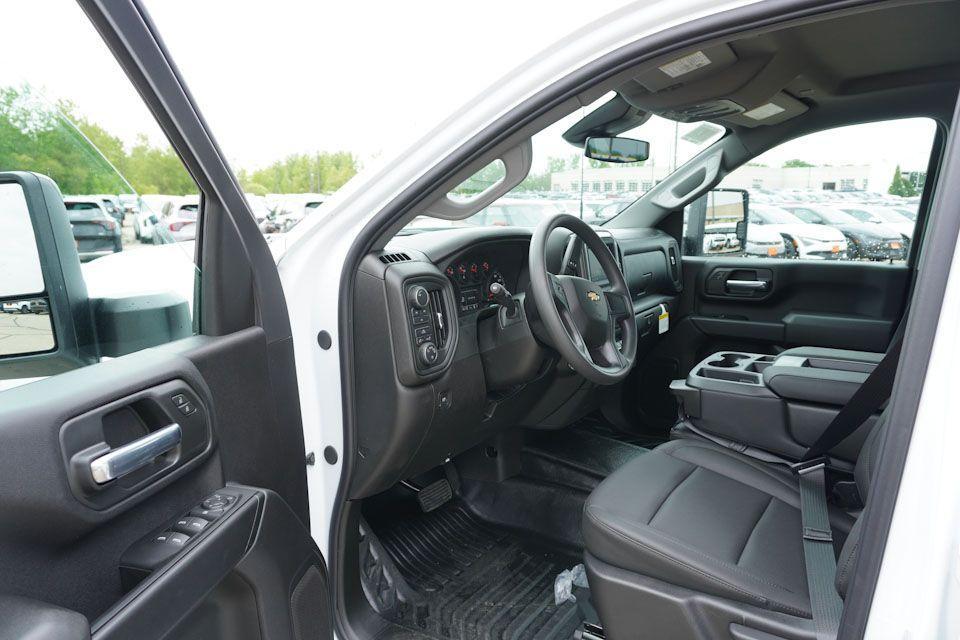 new 2025 Chevrolet Silverado 3500 car, priced at $50,970