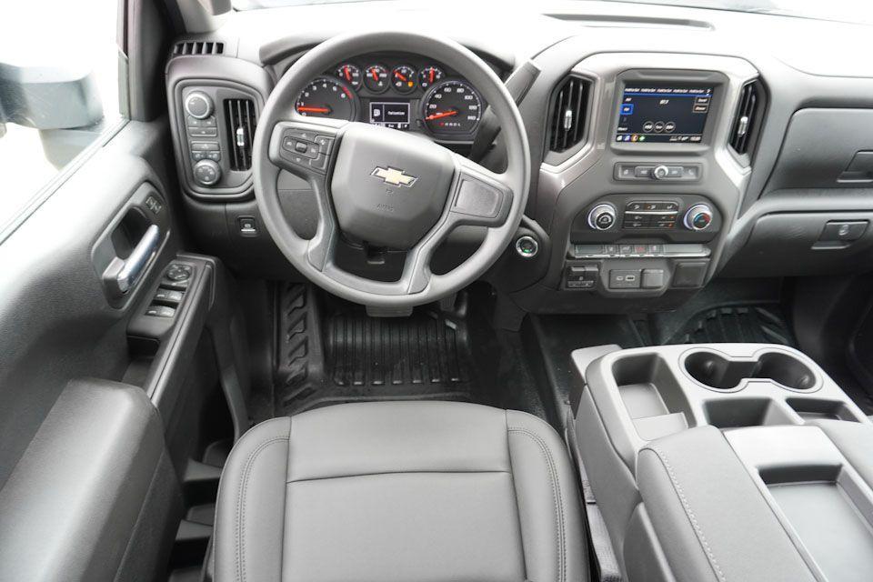 new 2025 Chevrolet Silverado 3500 car, priced at $50,970