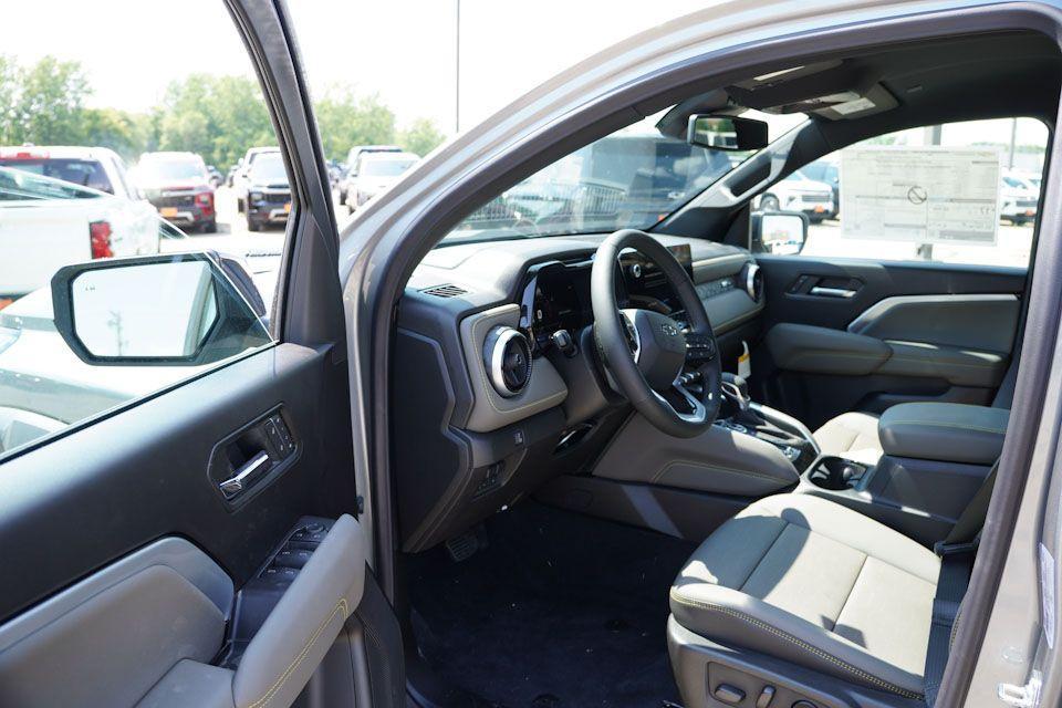 new 2025 Chevrolet Colorado car, priced at $48,220