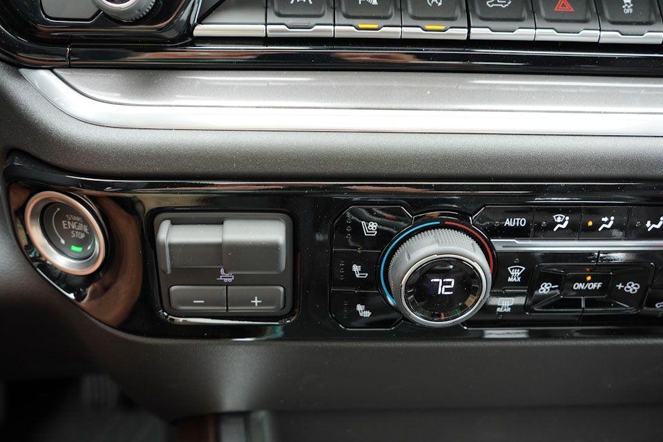 new 2025 Chevrolet Silverado 1500 car, priced at $62,805