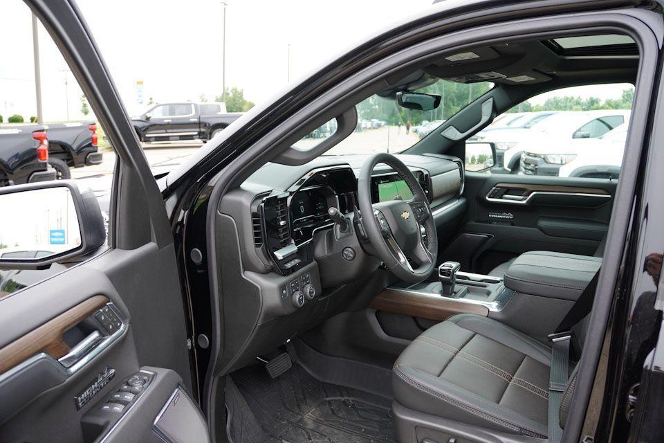 new 2025 Chevrolet Silverado 1500 car, priced at $62,805