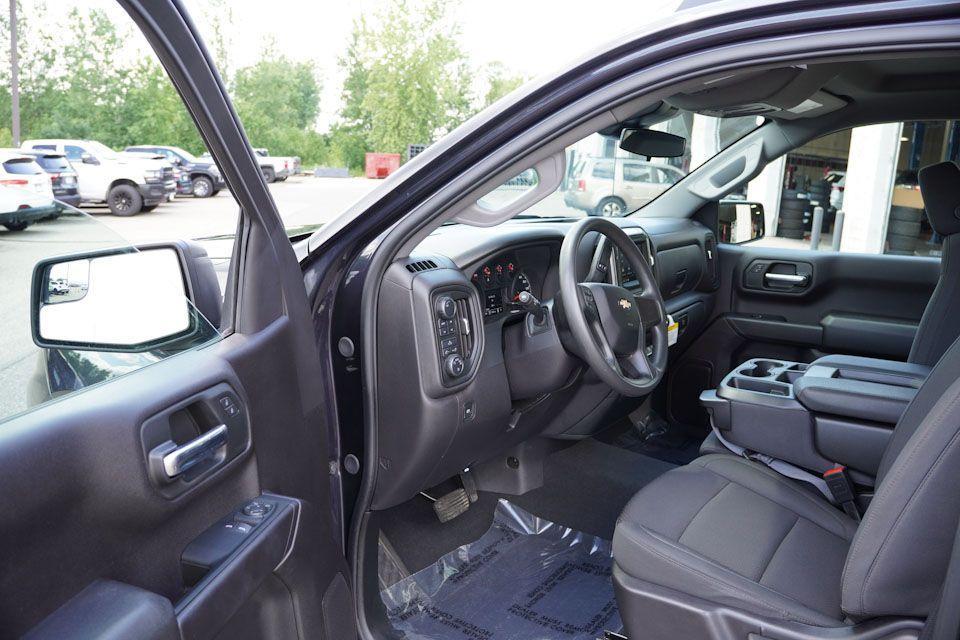 used 2024 Chevrolet Silverado 1500 car, priced at $39,546