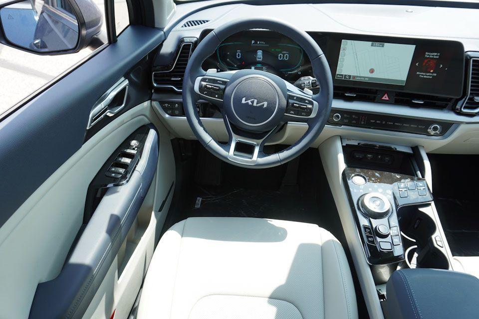 new 2025 Kia Sportage Hybrid car, priced at $32,449