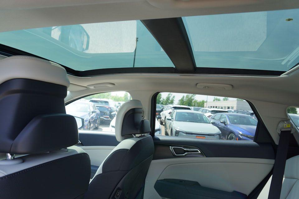 new 2025 Kia Sportage Hybrid car, priced at $32,449