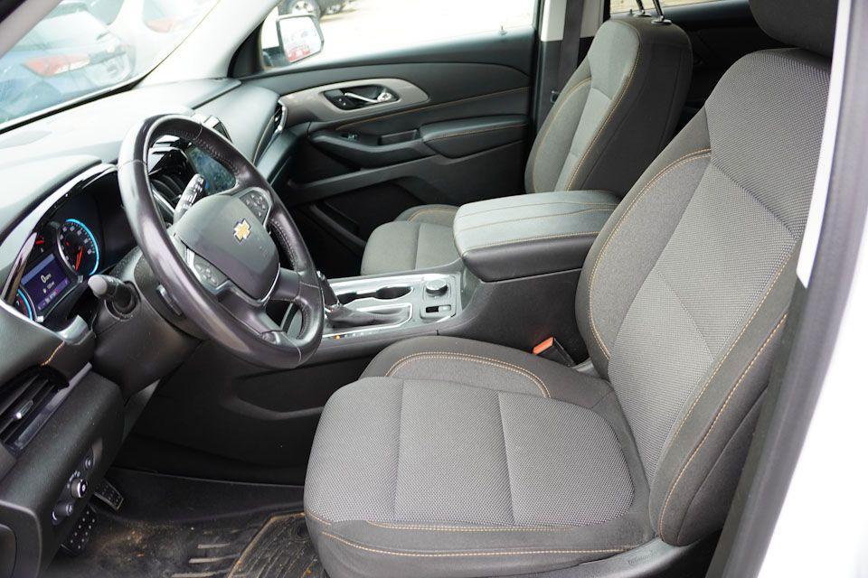 used 2020 Chevrolet Traverse car, priced at $19,996