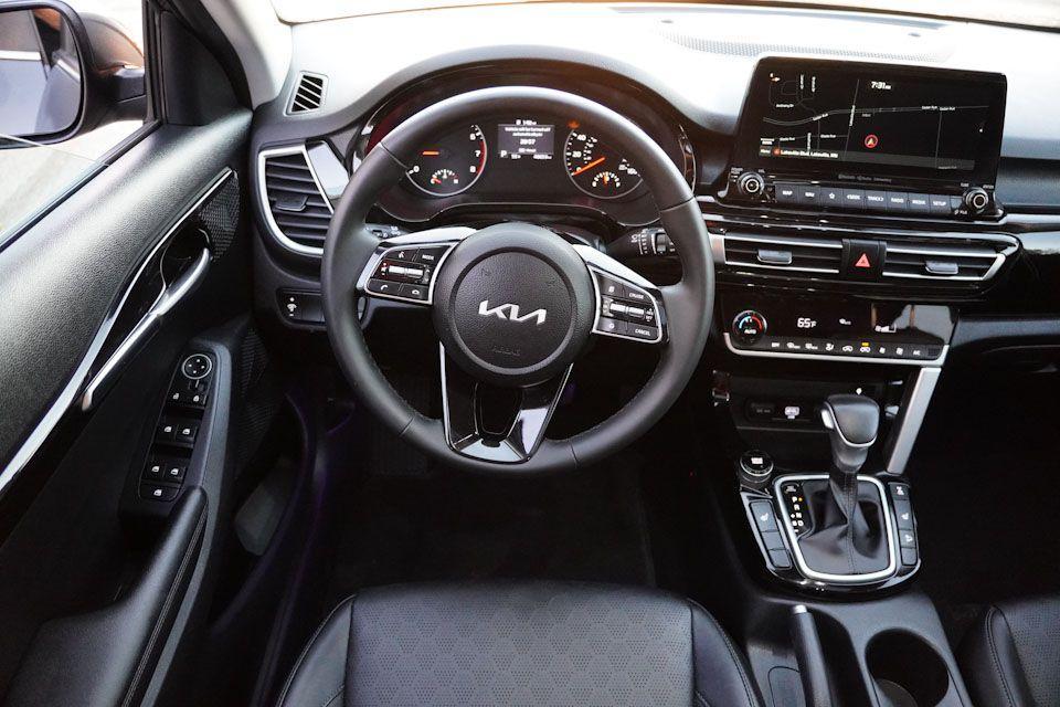 used 2022 Kia Seltos car, priced at $20,244