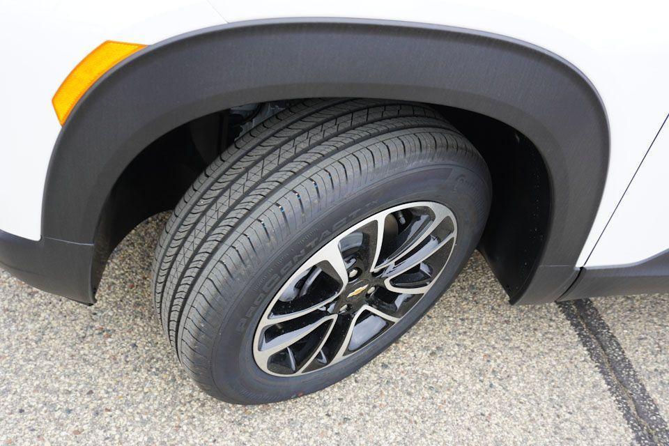 new 2026 Chevrolet TrailBlazer car, priced at $26,278