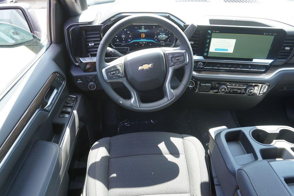 new 2025 Chevrolet Silverado 1500 car, priced at $45,290