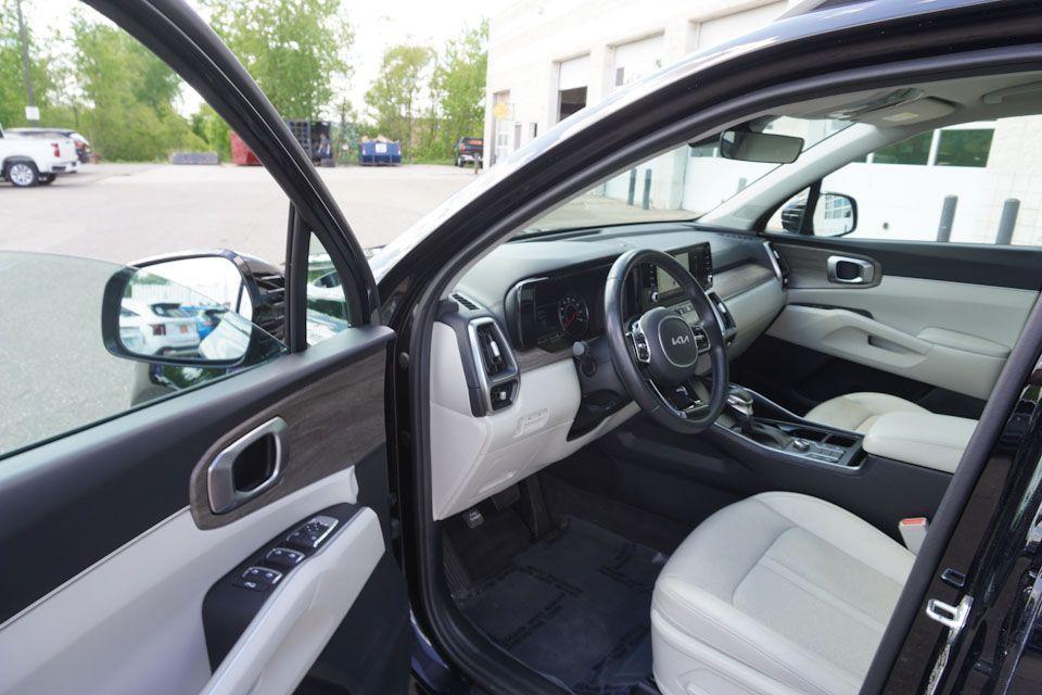 used 2022 Kia Sorento car, priced at $29,559