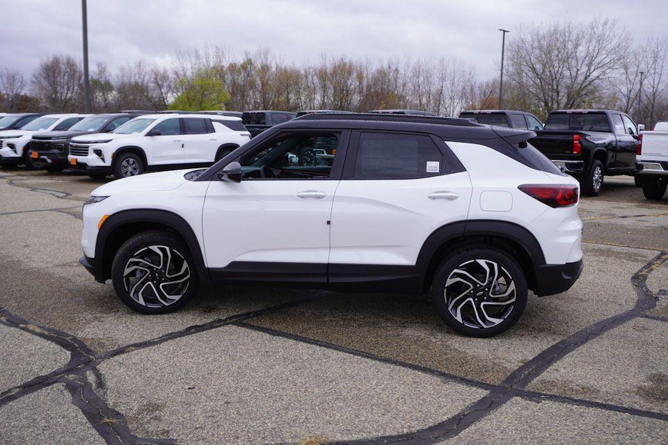 new 2025 Chevrolet TrailBlazer car, priced at $31,628