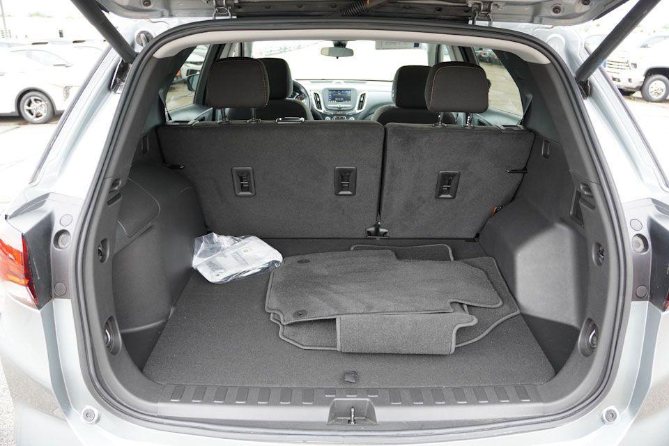 used 2023 Chevrolet Equinox car, priced at $23,987