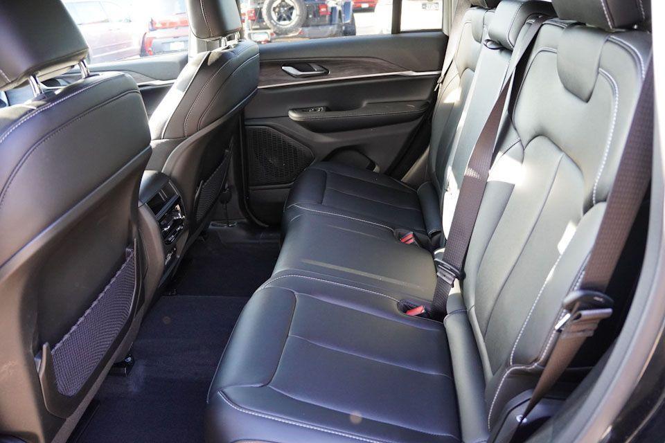 used 2025 Jeep Grand Cherokee car, priced at $38,520