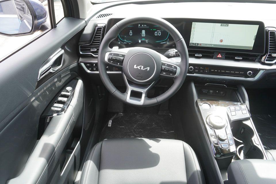 new 2025 Kia Sportage Hybrid car, priced at $33,753