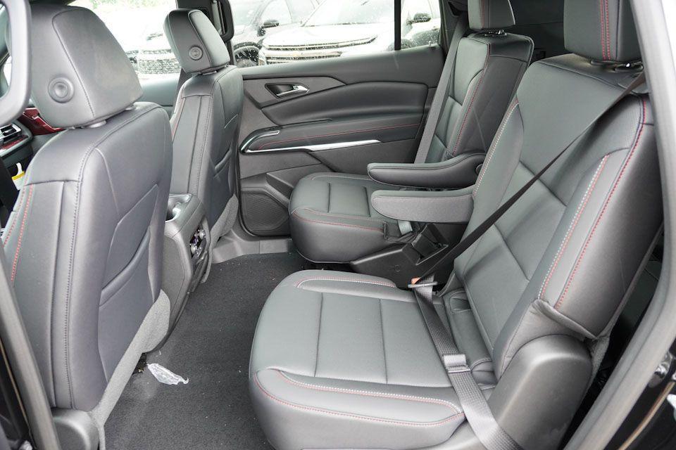 new 2025 Chevrolet Traverse car, priced at $47,795