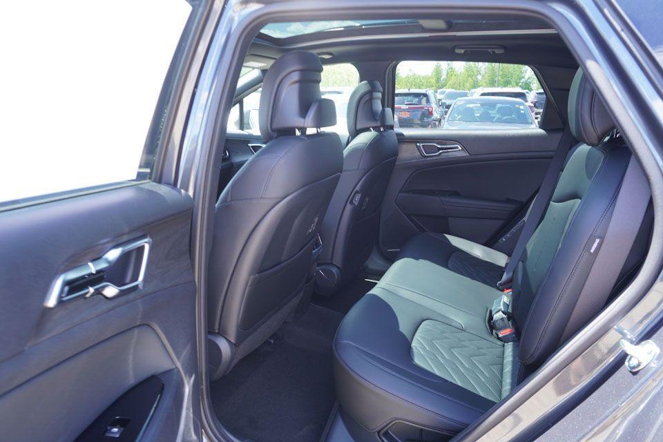 new 2025 Kia Sportage Plug-In Hybrid car, priced at $42,211