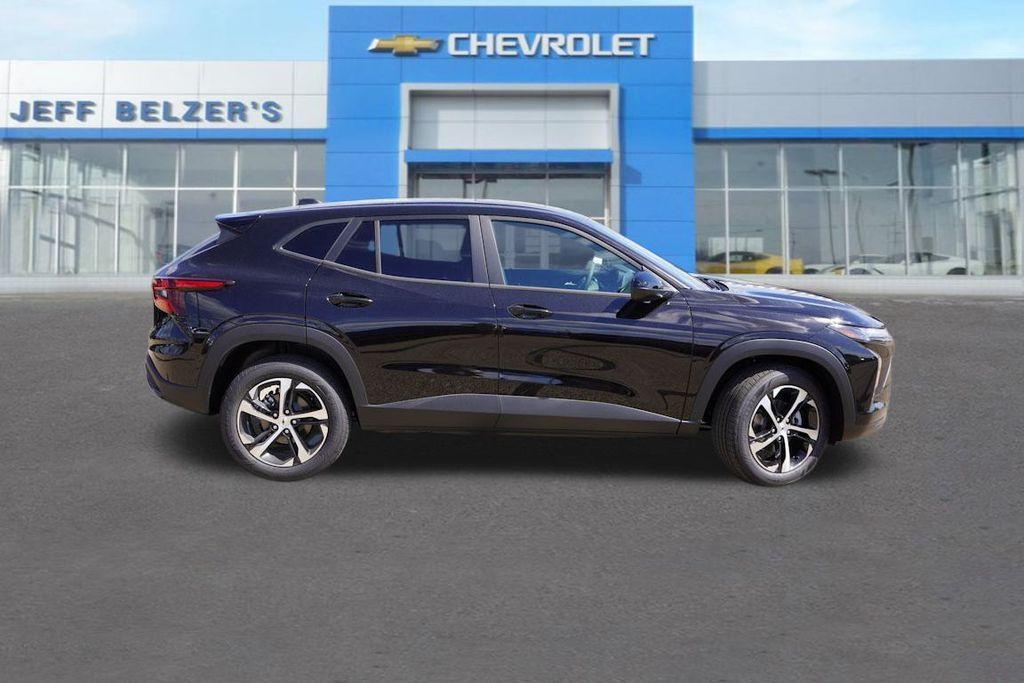new 2025 Chevrolet Trax car, priced at $24,085