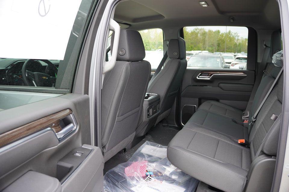 new 2026 Chevrolet Silverado 3500 car, priced at $60,450