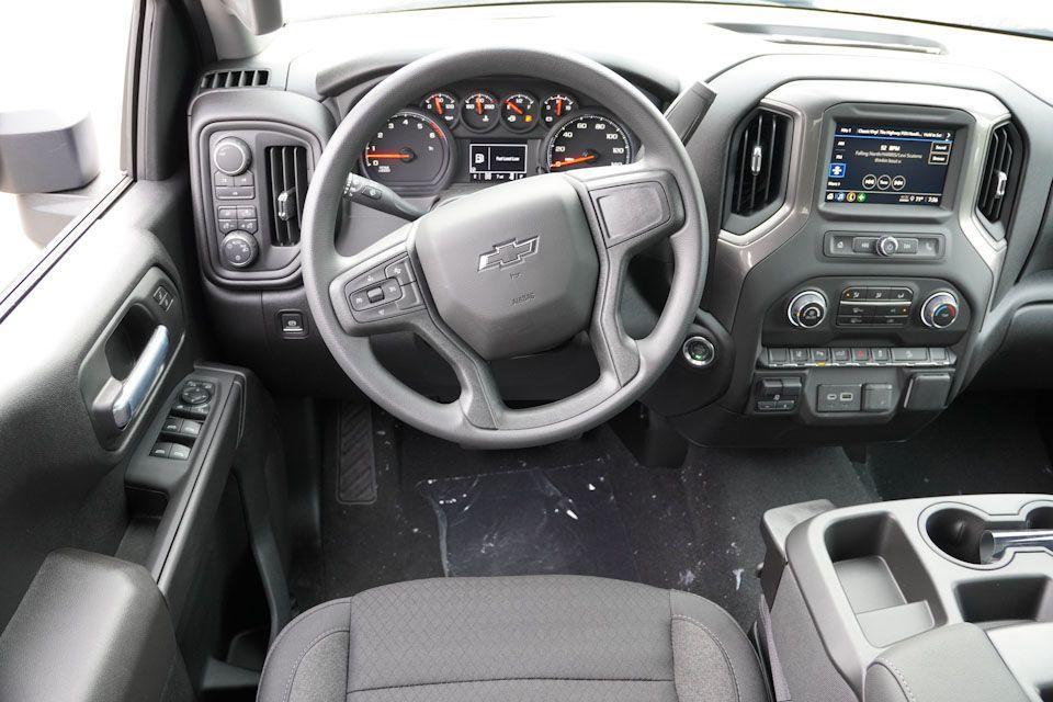 new 2025 Chevrolet Silverado 2500 car, priced at $53,950
