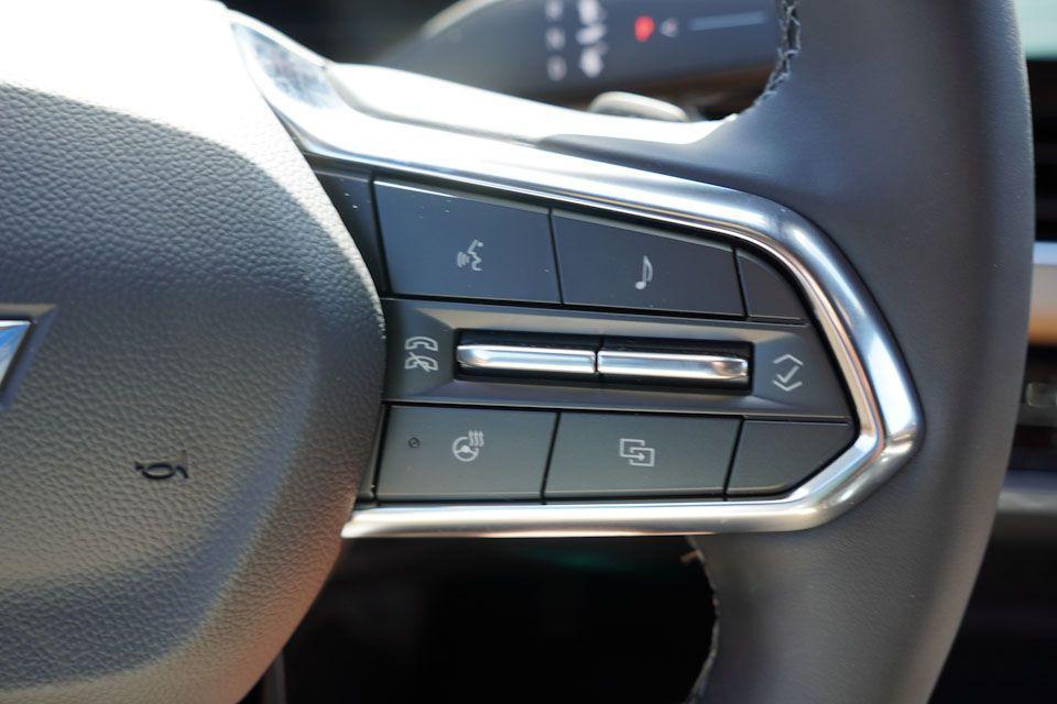 new 2026 Chevrolet Equinox car, priced at $33,740