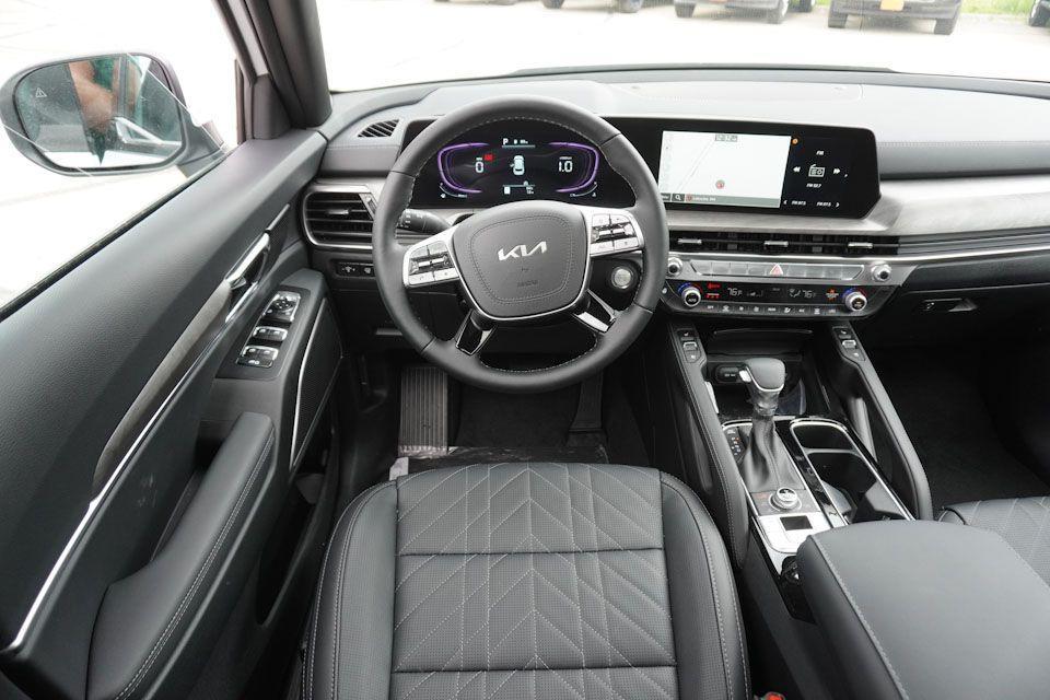 new 2025 Kia Telluride car, priced at $44,362