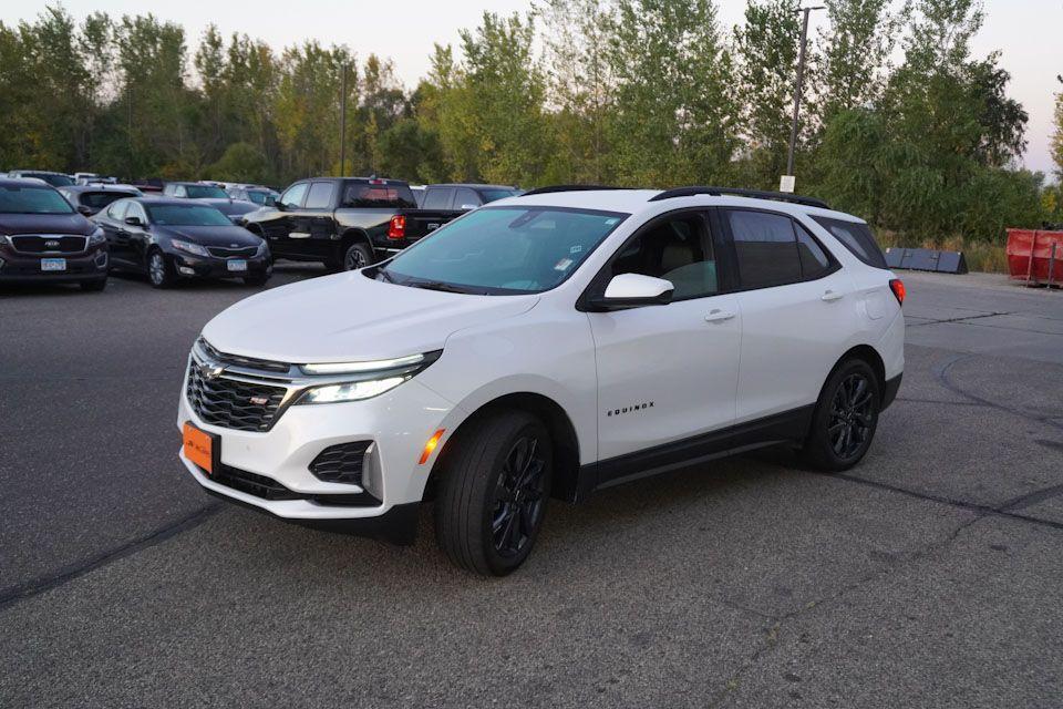 used 2023 Chevrolet Equinox car, priced at $26,404