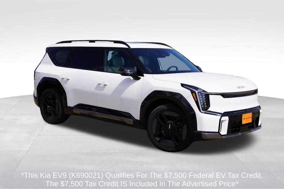new 2026 Kia EV9 car, priced at $56,218